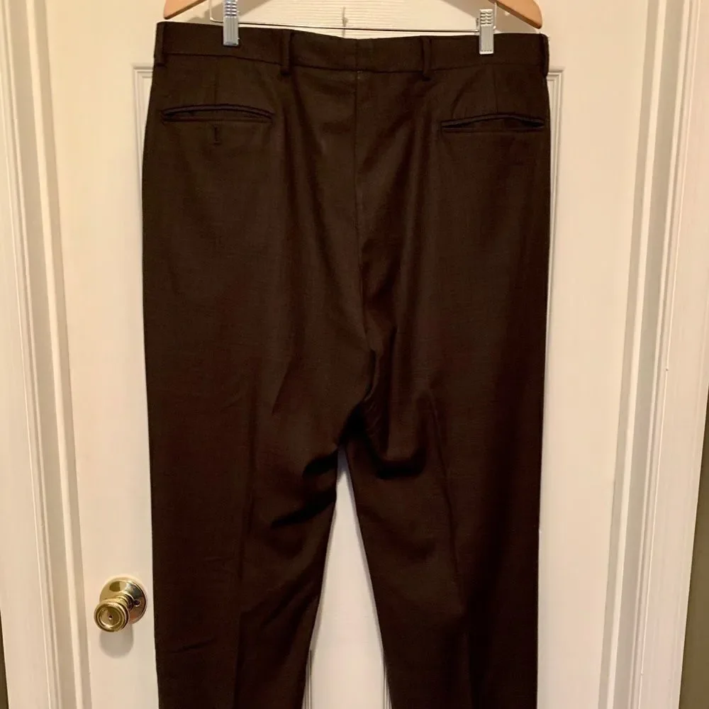 Jos A Bank Suit in Brownish Gray Size 43L - Picture 8 of 9